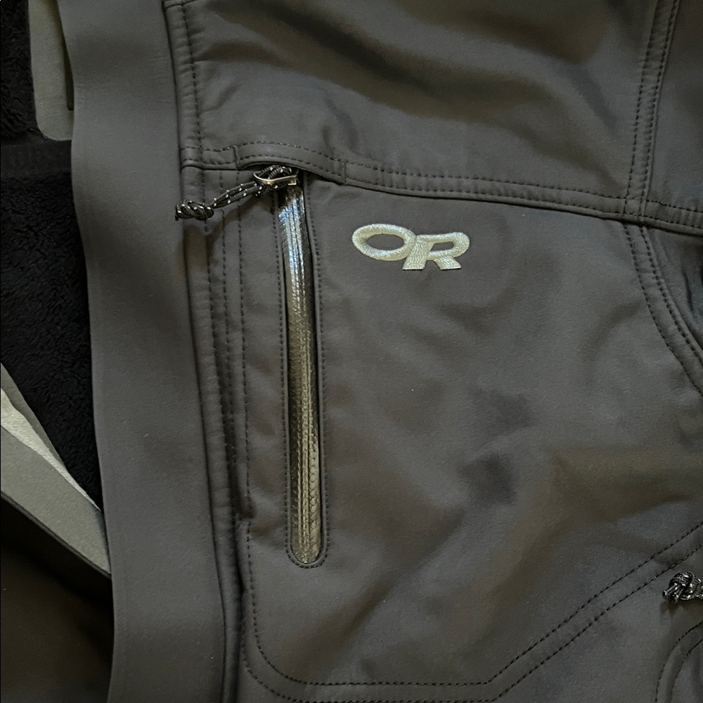 Outdoor Research Black Softshell Jacket - image 6